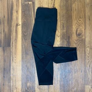 Crop Leggings with Mesh Panel